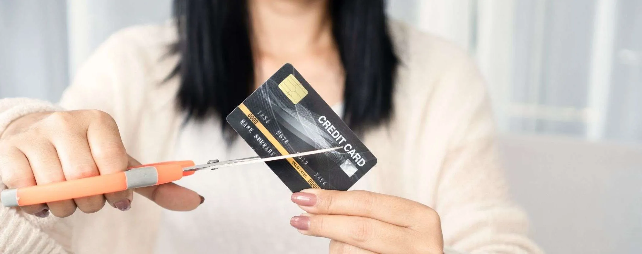 Una carta di credito scaduta può ancora essere utilizzata per gli acquisti