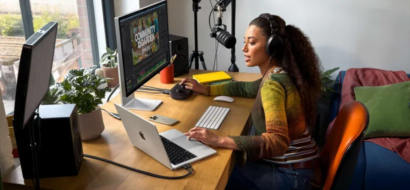 MacBook Pro 14 e M5: Apple accelera l'AI con 24 ore di autonomia