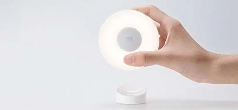Xiaomi, meraviglia: la luce da notte la porti ovunque (11€)
