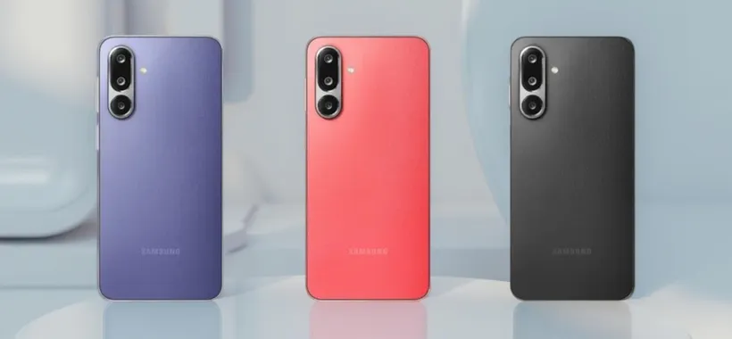 Samsung ha lanciato uno smartphone con motivo in pelle sul retro
