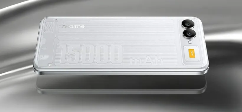 Realme dà una lezione a tutti: batteria da 15.000mAh e ventola di raffreddamento
