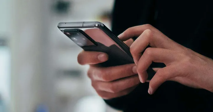 Samsung copia in One UI 9 una funzione di iPhone che riorganizza le telefonate