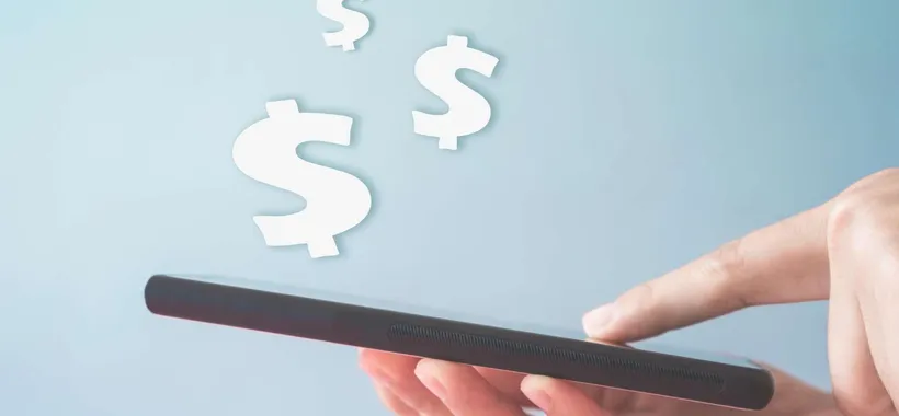 Perdere i risparmi di una vita: come salvarsi dalle truffe bancarie SMS