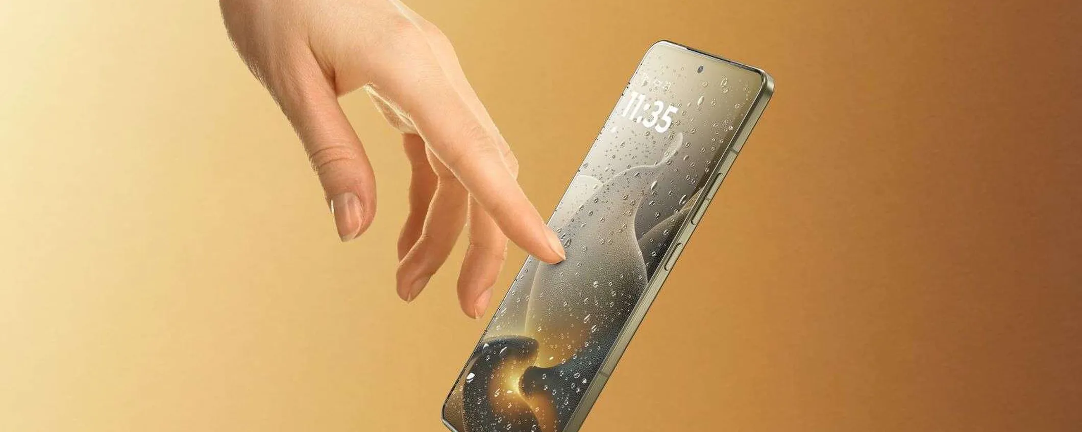 Motorola Signature debutta in Italia: ultrasottile, fotocamera record e 7 anni di update