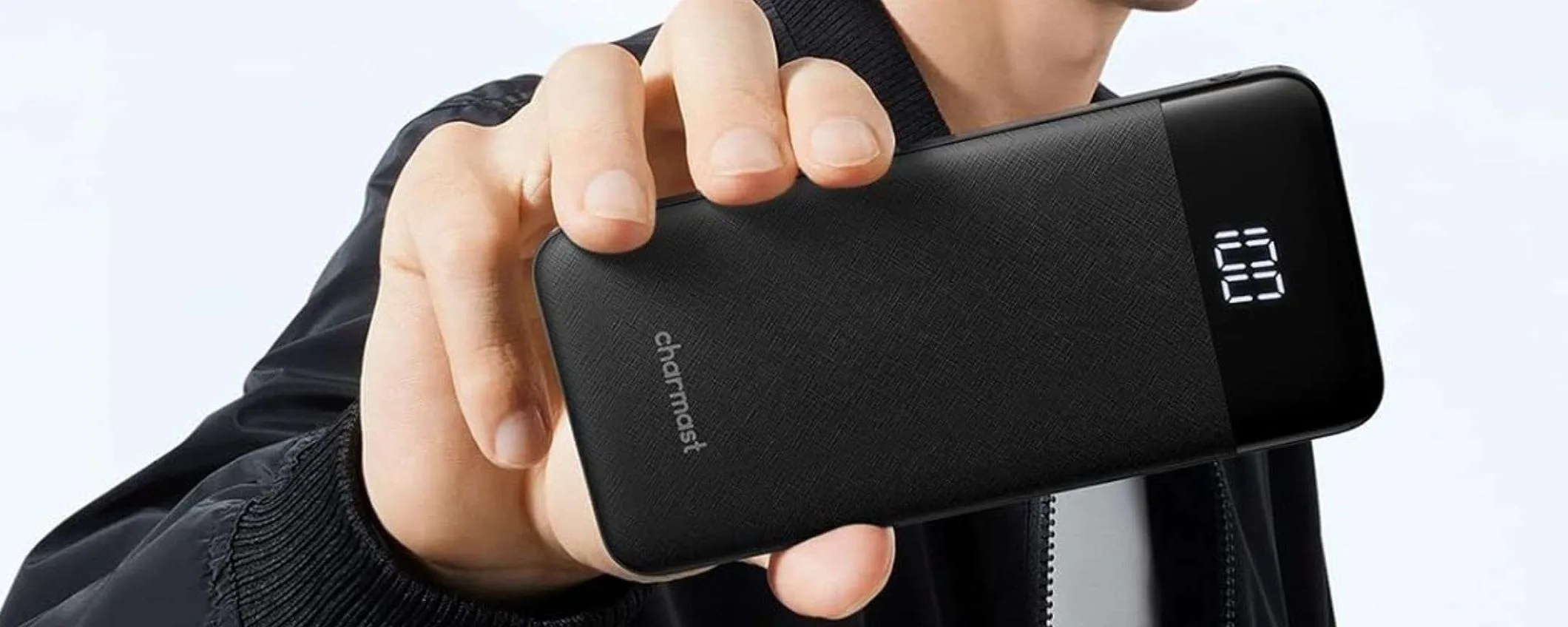 Power Bank 10400mAh: sottile e potente, costa POCHISSIMO