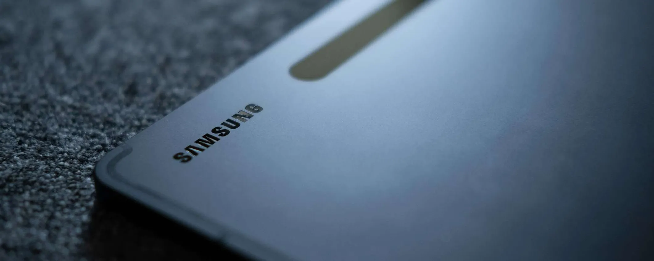 Samsung Galaxy Tab S11 Ultra: migliora la batteria, ma non la ricarica