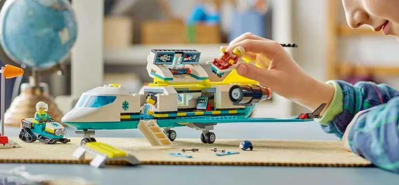Scende di prezzo il nuovo LEGO City Aereo Ambulanza: risparmia su Amazon