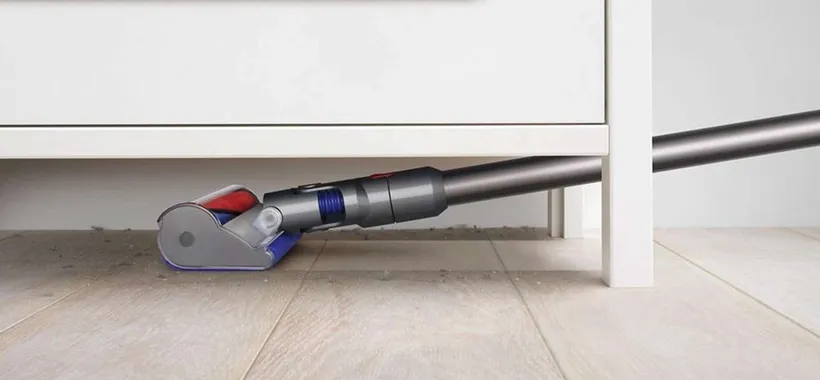 Aspirapolvere Dyson super accessoriato: sconto di 165€ in occasione delle feste