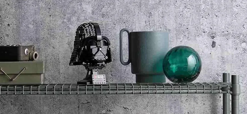 Set LEGO Star Wars: il casco di Darth Vader torna in super sconto (-30%)