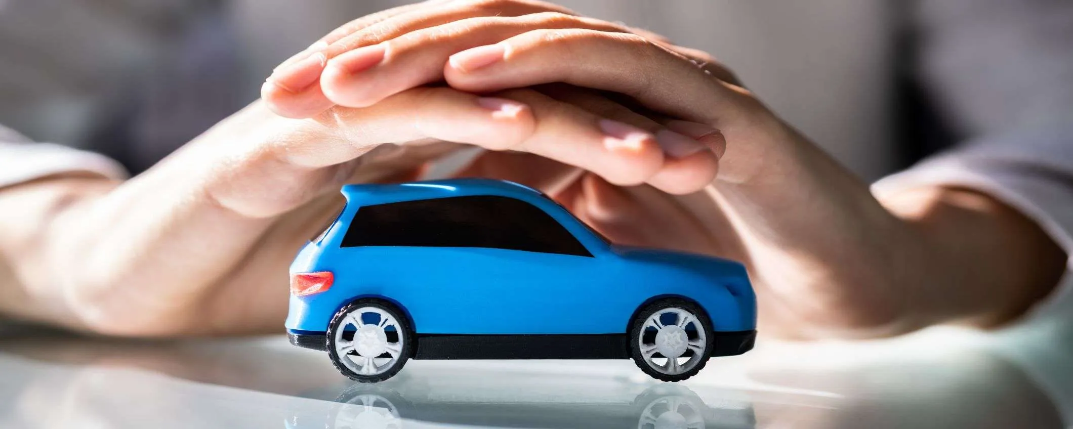Prima Assicurazioni: risparmia fino a 200€ sulla tua polizza auto online, attiva in pochi clic