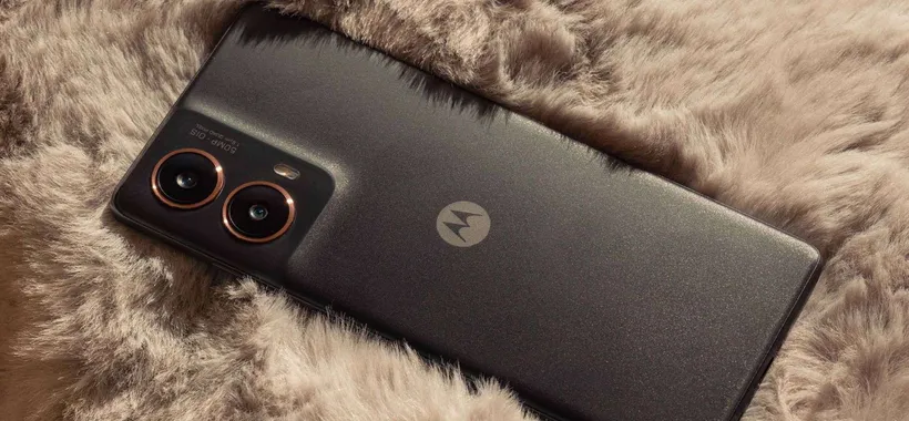 Motorola Moto G85 5G (12/256 GB) cala a 229€ su Amazon: un vero affare