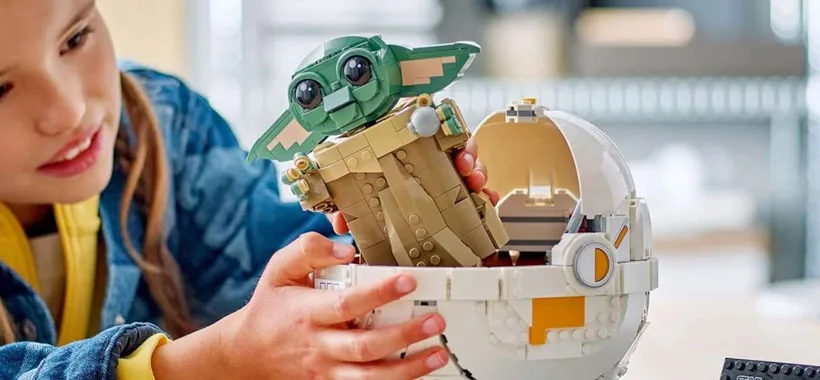 Set LEGO Grogu con Carrozzina: lo sconto per lo Star Wars Day è STELLARE (-25%)
