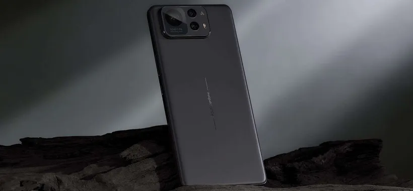 Asus Zenfone 12 Ultra è ufficiale: potenza, stile e tantissime funzioni AI