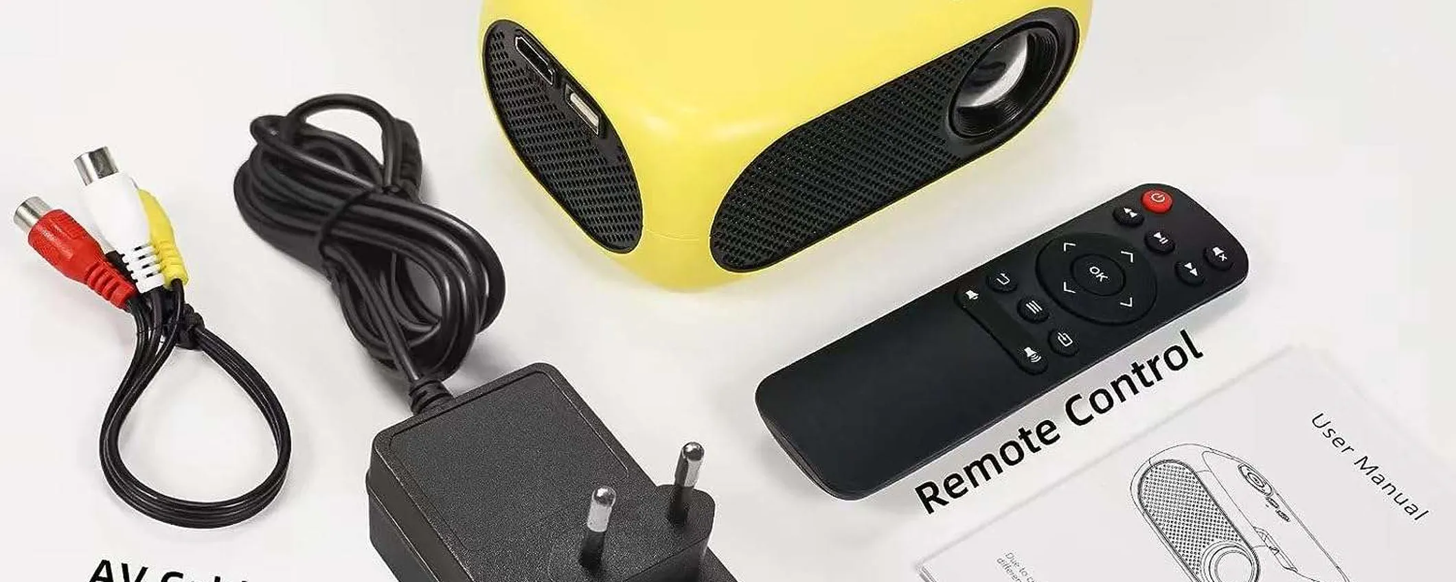 Mini proiettore portatile ad un PREZZO SUPERBO su Amazon: lo paghi 34€