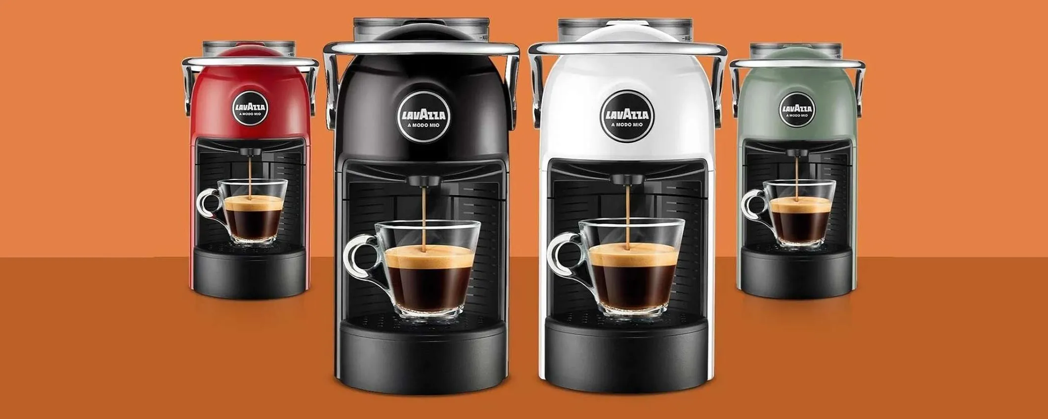 Caffè espresso (e non solo) come al bar con la Lavazza Jolie Evo: super sconto eBay