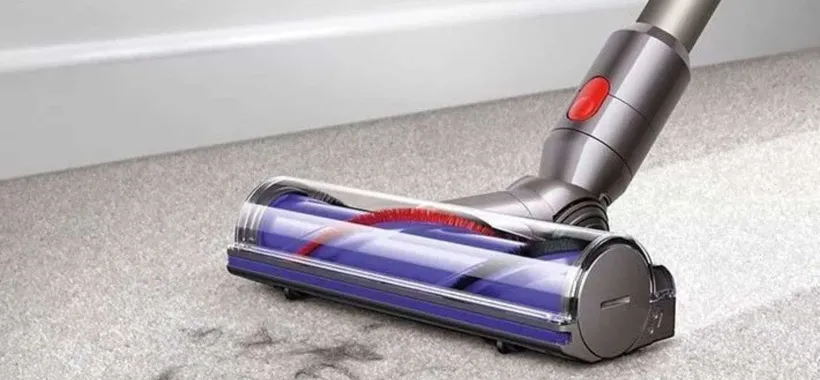 Dyson V8: il re degli aspirapolvere è in offerta ad un OTTIMO prezzo