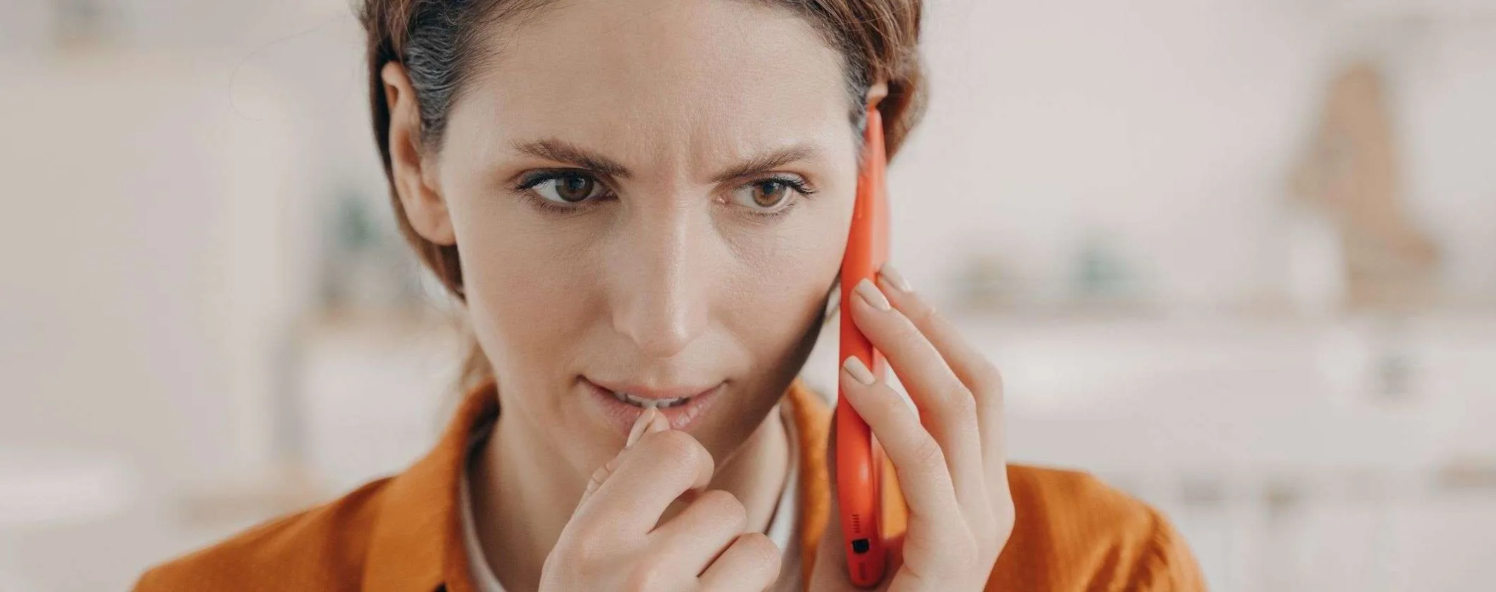 Torna la truffa delle chiamate mute: di cosa si tratta e come difendersi