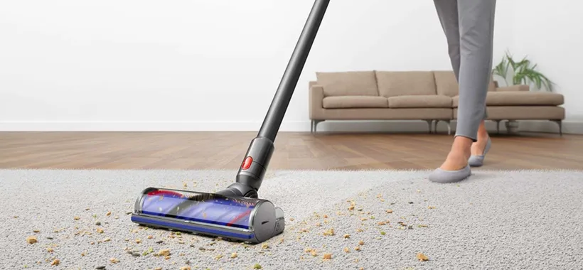 Aspirapolvere Dyson V10 Cyclone: maxi sconto di 200 euro su eBay