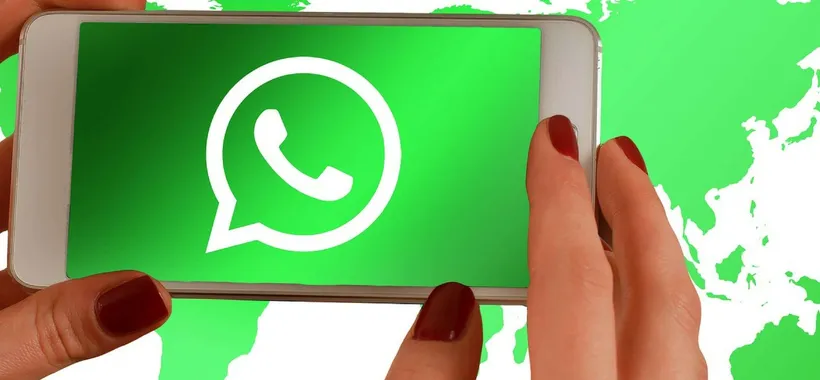 WhatsApp, Instagram e Facebook down in Italia