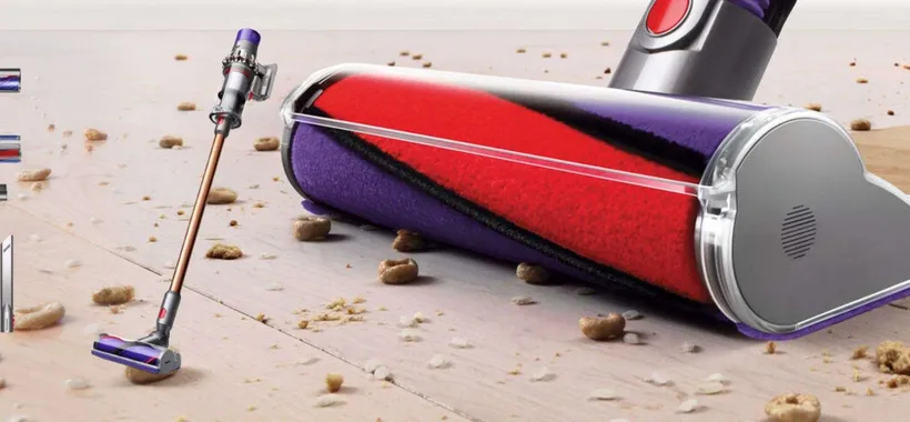Dyson V10 con 215€ di sconto: PULIZIE PREMIUM  a prezzo accessibile