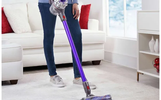 Dyson V8 Extra: la splendida scopa aspirapolvere a un prezzo speciale