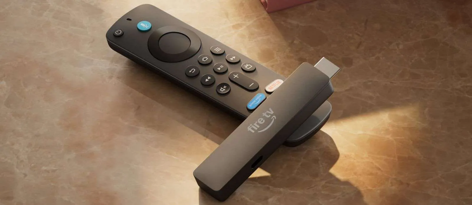 Amazon rinnova Fire TV Stick HD: più compatta, veloce e ora con Alexa+