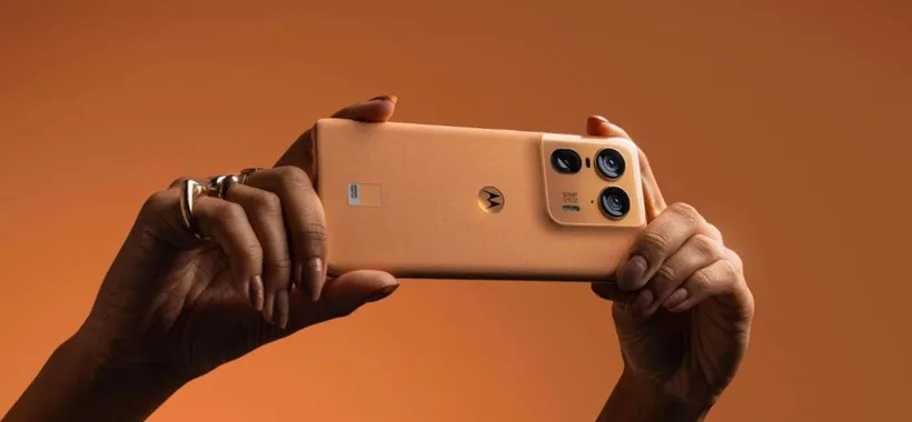 Motorola Edge 50 Ultra: nuovo MINIMO su Amazon per il top di gamma da 1 TB (-23%)