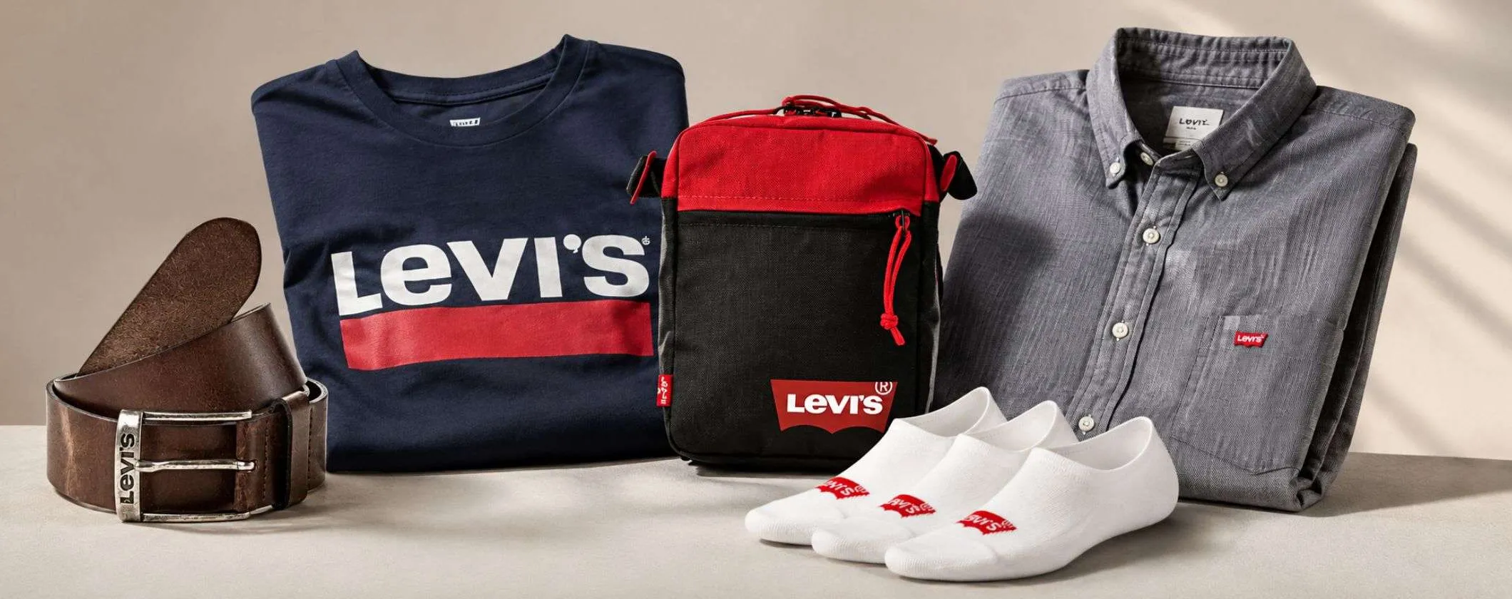 Levi's su Amazon da 8,99€: una valanga di offerte TOP da svuotatutto