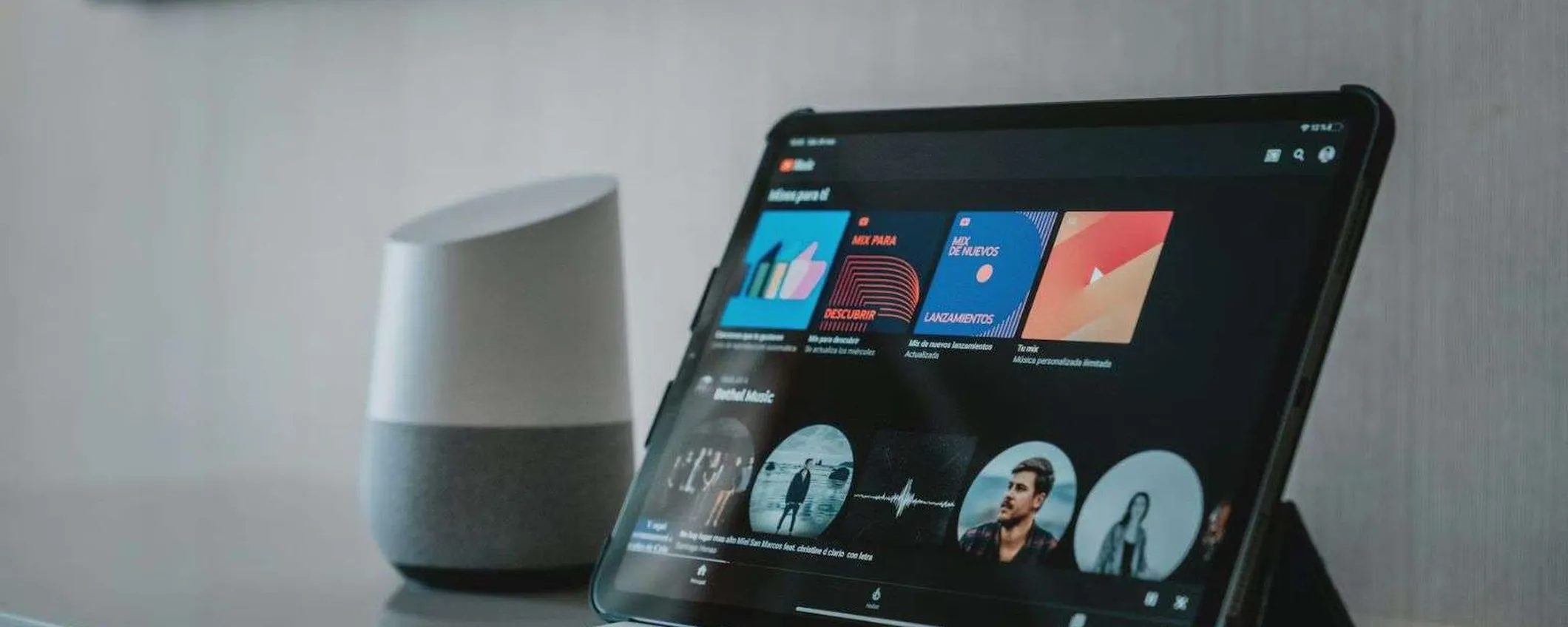 YouTube Music rinnova “In riproduzione”: nuova interfaccia divisa e coda dei brani in primo piano