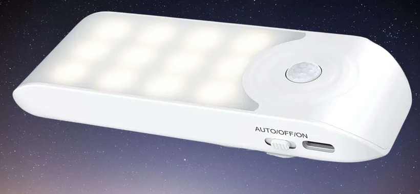 Lampada senza fili automatica a 6€: GENIALATA da prendere al volo
