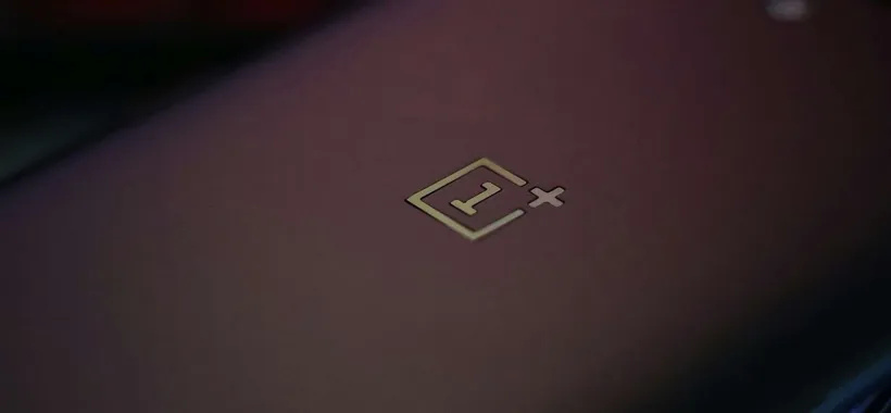 OnePlus 13 arriverà presto: l'azienda ha svelato la finestra di lancio