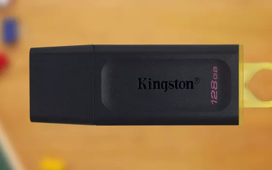 Chiavetta USB Kingston 128GB: SVENDITA AMAZON (-59%)