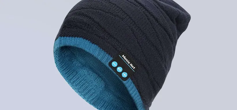 Berretto e scaldacollo: il Bluetooth corre con te
