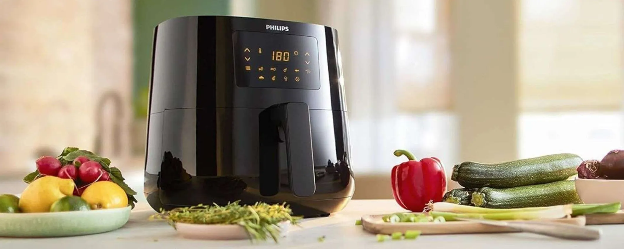 Philips Airfryer XL Essential in offerta: il prezzo crolla sotto i 100€ (-47%)