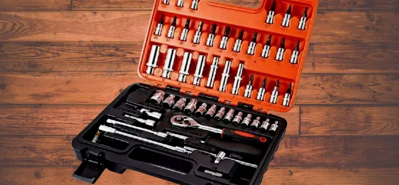 Mega kit chiavi a bussola e cacciavite 53 in 1 a 22€: COMPLETISSIMO