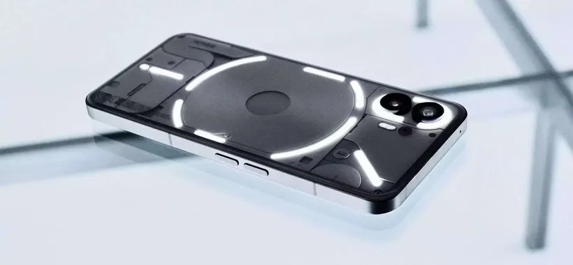 Nothing Phone (2): in offerta QUESTO PREZZO su Amazon è imperdibile