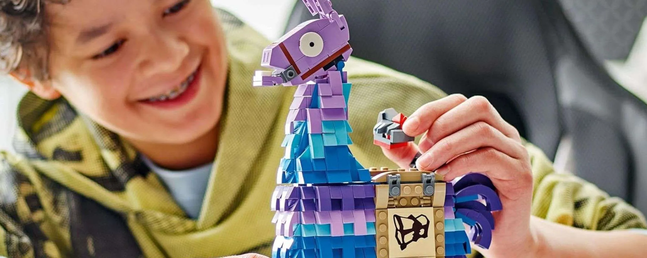 MAXI SCONTO di Amazon per il set LEGO Fortnite Lama delle Scorte (-30%)
