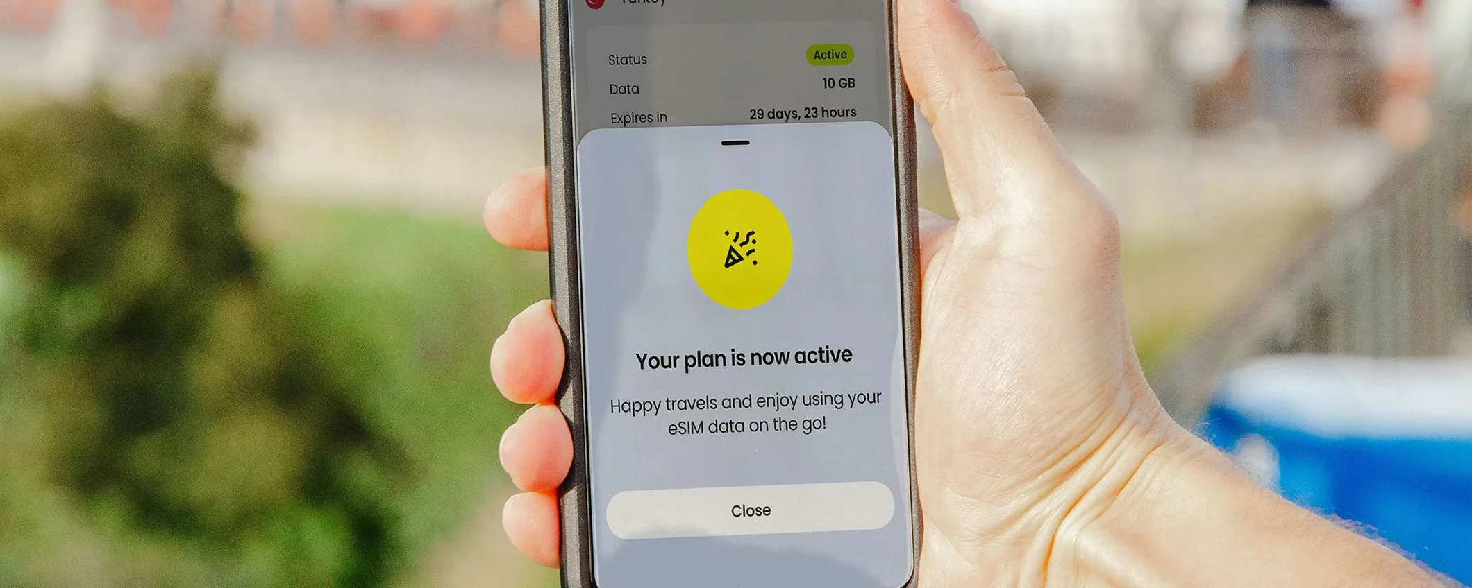 Connesso a Internet appena atterri grazie all'eSIM Saily: piani da 2,99 dollari