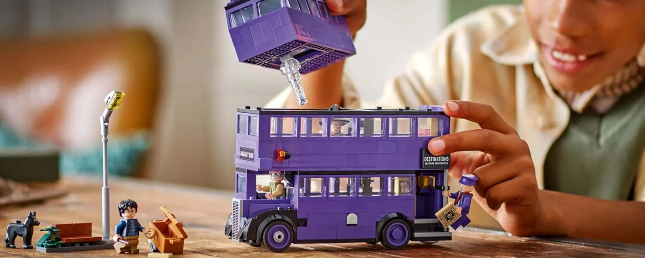 Il set LEGO Harry Potter Avventura su Nottetempo in sconto