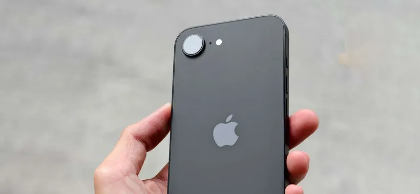 iPhone 16e, offerta FOLLE su eBay: oltre 200€ di sconto