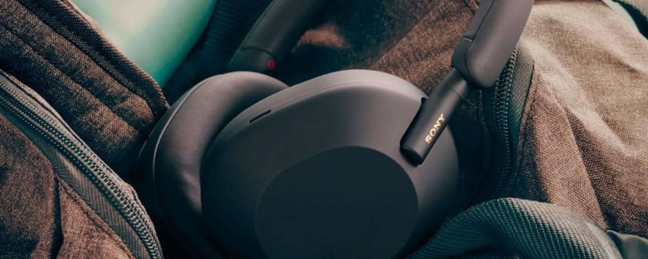 Sconto IMPERDIBILE del 25% sulle STRAORDINARIE cuffie Sony WH-1000XM5