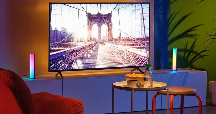 La modifica che rende una semplice lampada IKEA un dispositivo WiFi smart