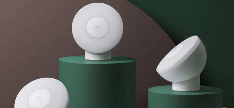 Casa buia? Illuminala con la luce notturna Xiaomi, solo 9€ per POCO