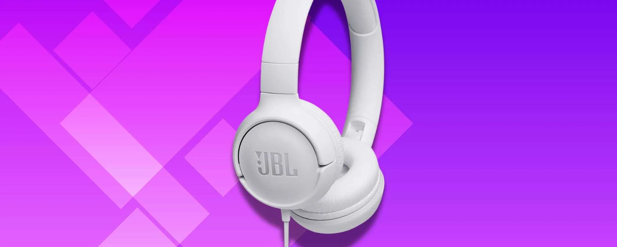 JBL Tune 500 in offerta a meno di 20€: qualità e comfort sorprendenti