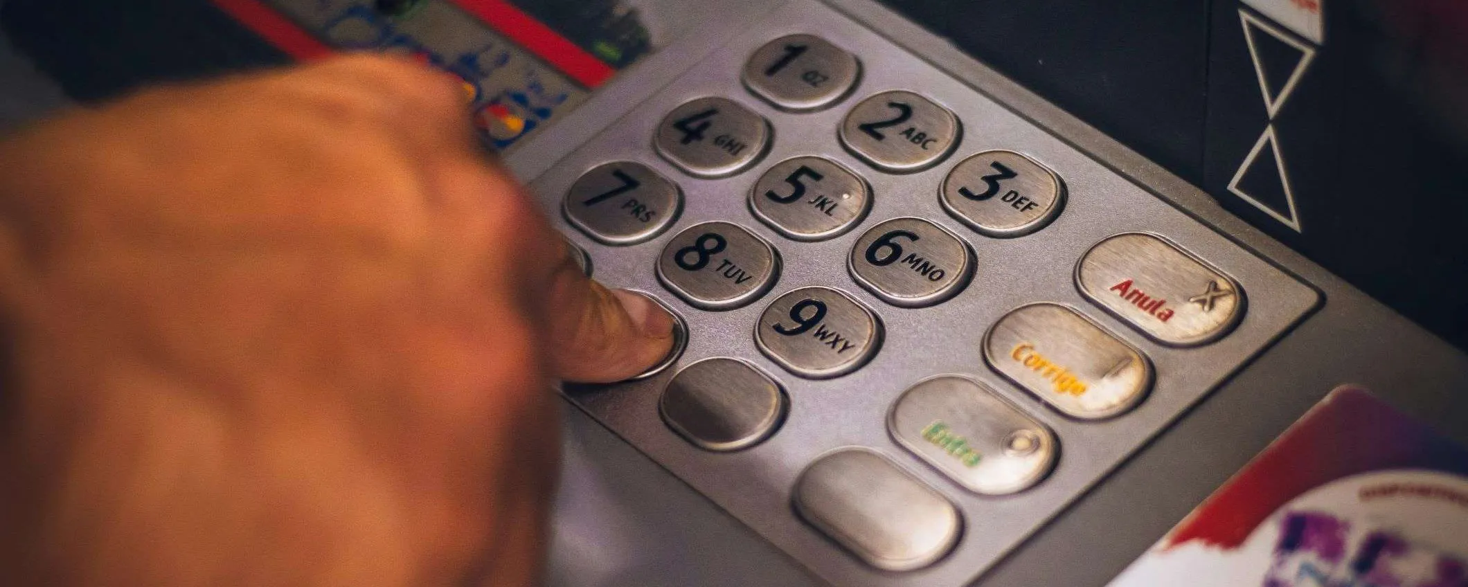 ATM jackpotting: la minaccia invisibile che colpisce i bancomat