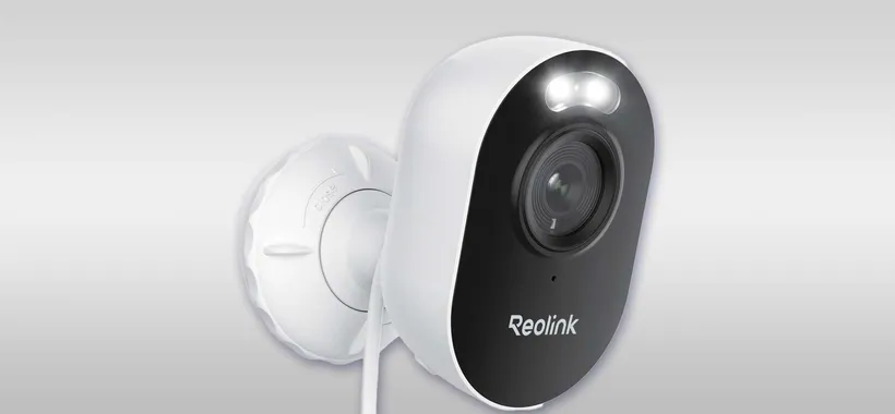 Non temere più i furti: la telecamera Wi-Fi da esterni con visione notturna a colori è in promozione
