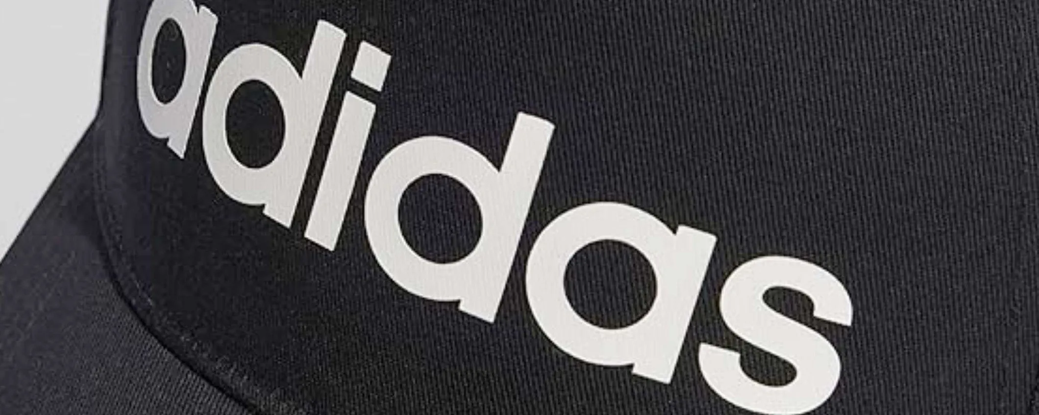 Adidas da 6,99€ su Amazon: sconti STRAPAZZA prezzo a tempo limitato