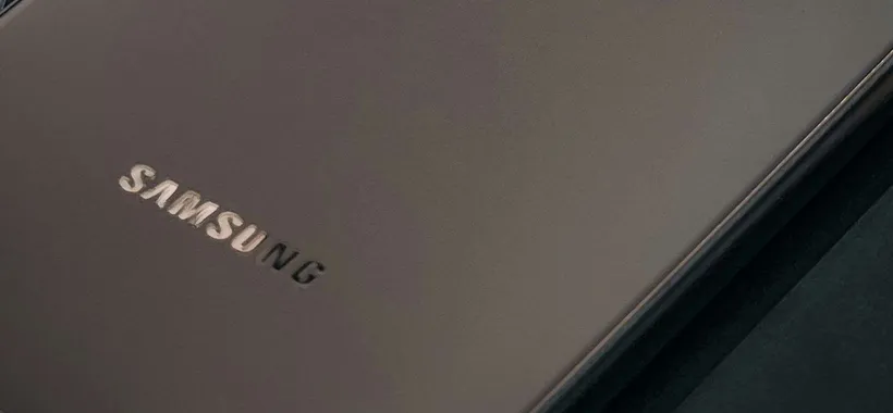 Con Galaxy S26 Samsung eliminerà il modello Plus? La risposta nelle voci sui display