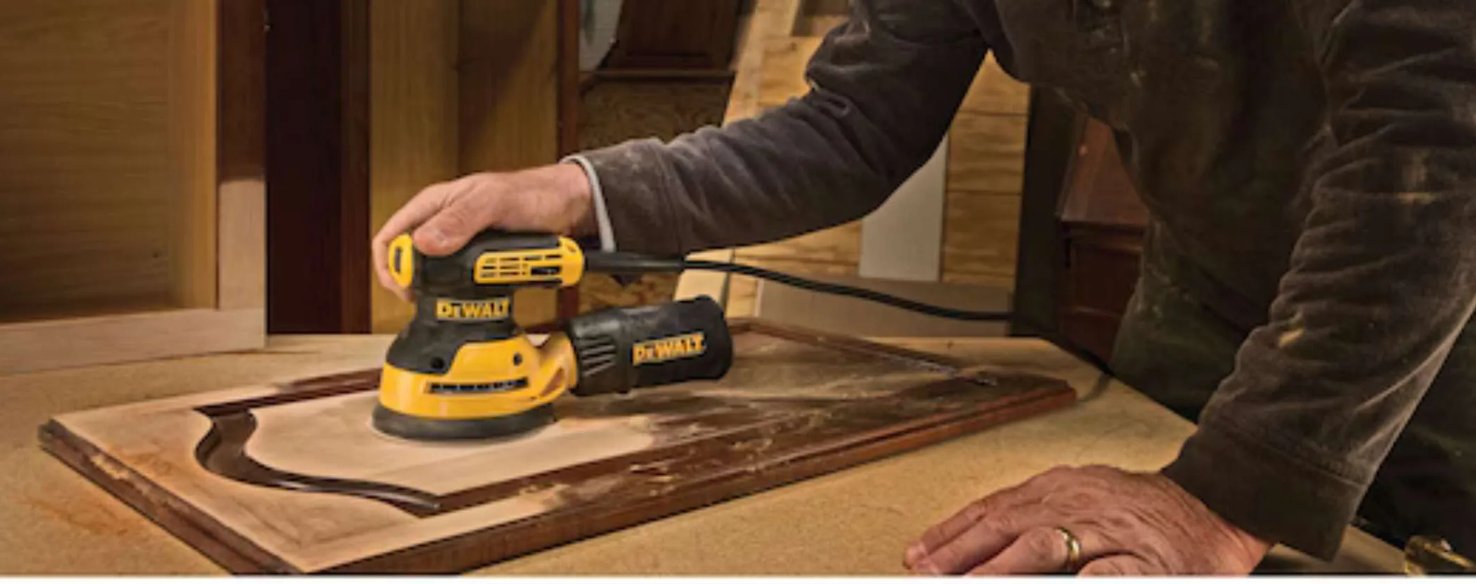 Levigatrice Orbitale DeWalt per legno a soli 87€ su eBay