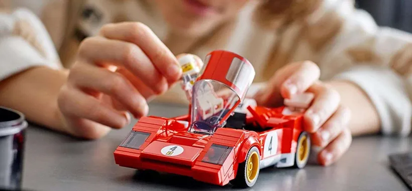 Set LEGO Speed of Champions in offerta: costruisci la splendida Ferrari 512 M